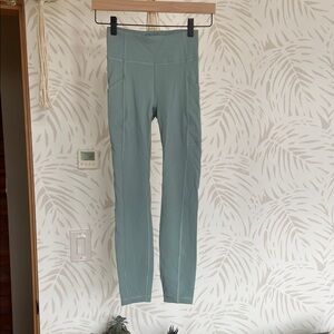 Fast and Free High Rise Tight 25”